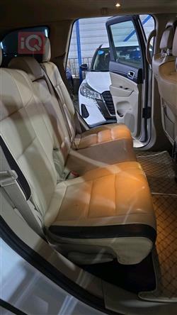 جیپ گراند شیرۆکی